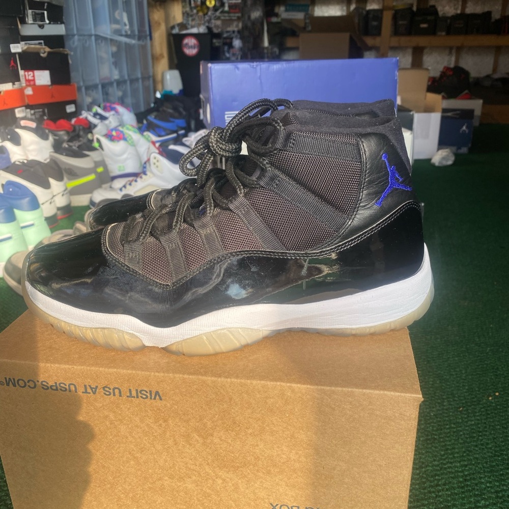 Jordan 11 ‘Space Jam’ (2016)